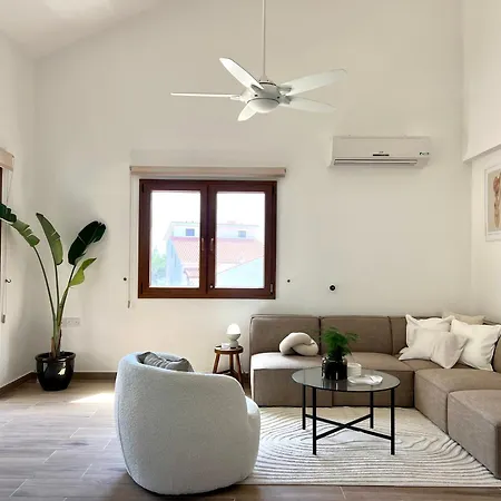 Hera Holiday Home Пісурі Екстер'єр фото
